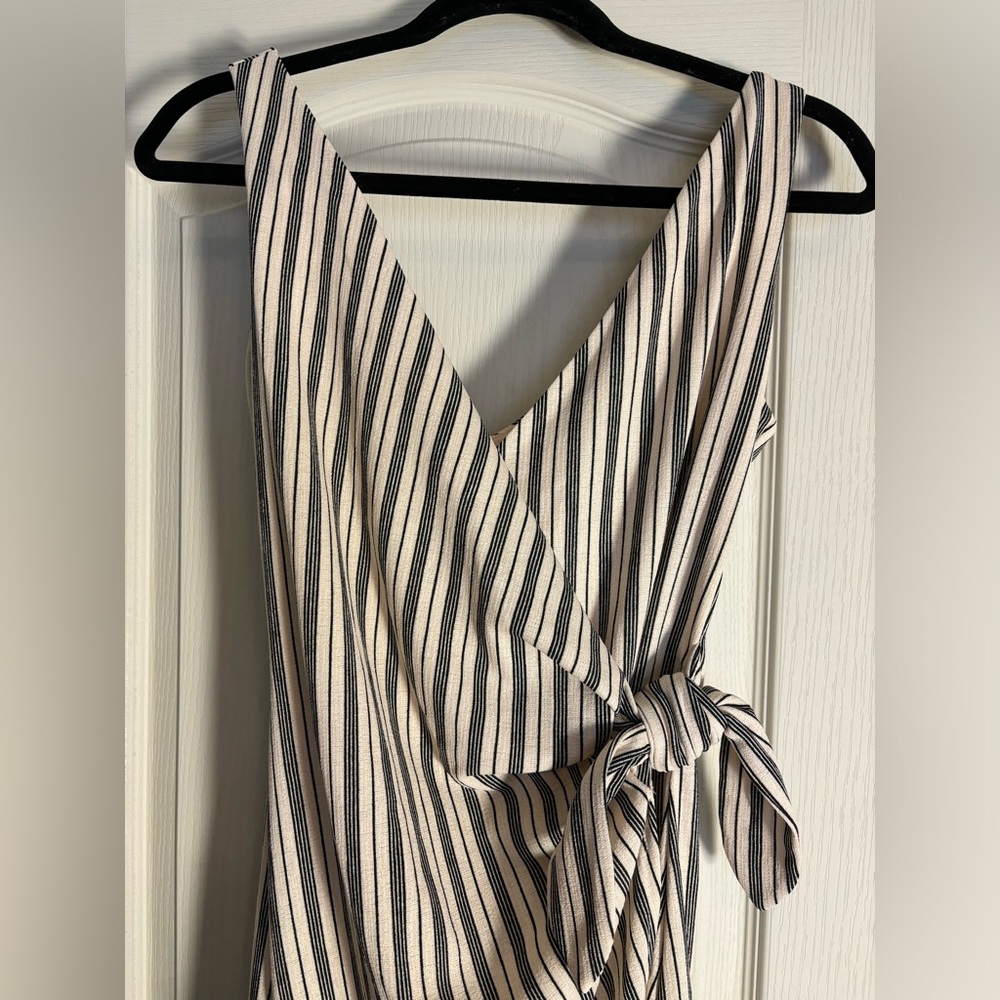 H&M wrap dress - cream and black stripe - size S - medi length - Picture 2 of 5